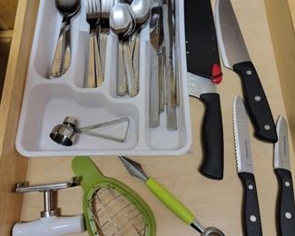 Stainless Flatware, Faberware Kitchen Knives