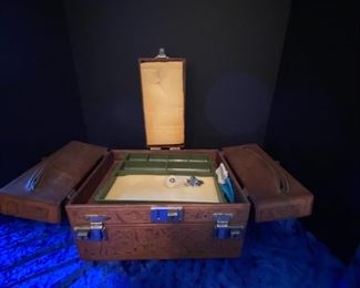 Interior of folding leather jewelry case