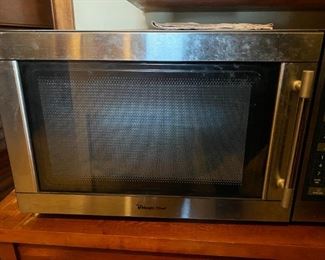 Magic chef microwave