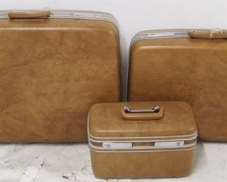 3291 - Set of 3 vintage Samsonite luggage 24 x 24 x 8