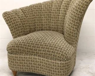 7016 - Vintage mid-century nautilus club chair 37 x 28 x 23 1/2