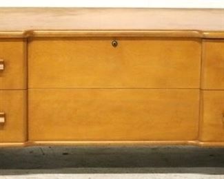 7057 - Lane mid-century lift top cedar chest 22 x 47 x 18 1/2
