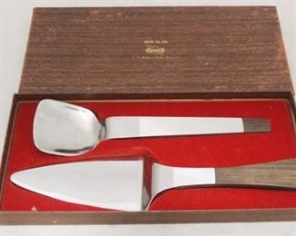 9 - Sunoco Giveaway 2pc. Serving Set in Box