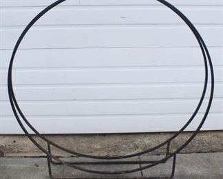 90 - Metal Log Stand 42 x 39