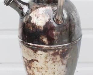 112 - Metal Cocktail Shaker 11 1/2 x 16