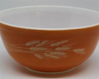 317 - Pyrex "Orange Harvest Wheat" Mixing Bowl #403, 2.5
