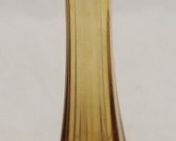 420 - Amber bud vase 9 1/4" tall