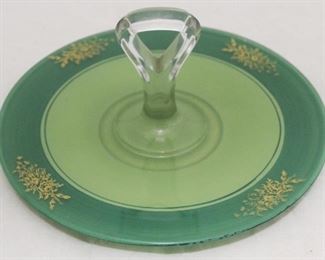 425 - Center handle serving tray 10" round