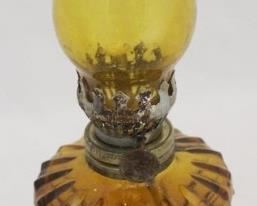 427 - Amber oil lamp 10" tall