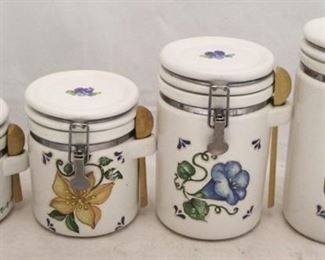 463 - 4 Pc canister set w/ wood scoops