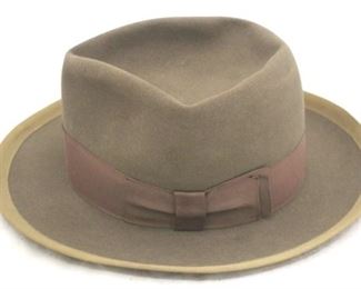 533 - Moveo ET Profolio men's hat 13" round