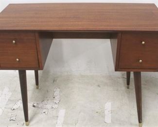 542 - Mid century 2 drawer kneehole desk 29 x 40 x 18