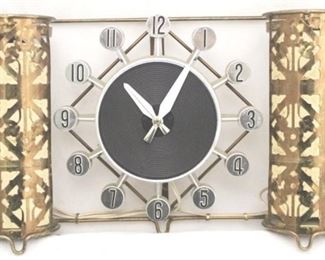 554 - Unusual atomic wall clock w/ lights 12 x 8