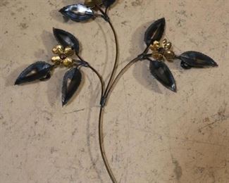 675 - Metal Wall Art 28 x 22