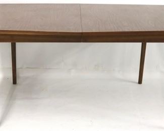 716 - 6 Side vintage dining table 29 1/2 x 60 x 40