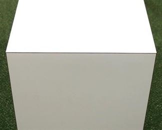 725 - White pedestal 16 x 16 x 16