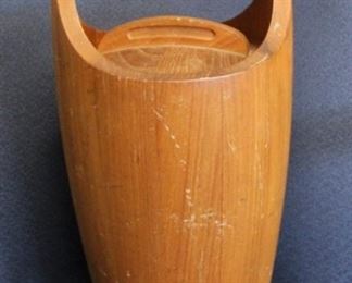 1022 - Teak tall ice bucket with lid 15 1/2 x 7