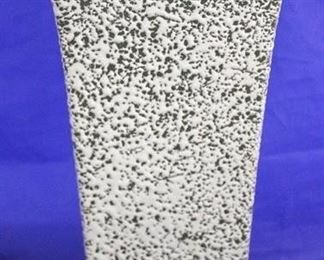 1023 - Shawnee mid century pottery vase 11 1/4" tall