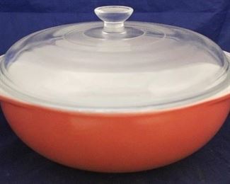1055 - Pyrex covered dish 6 x 10