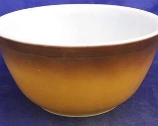 1059 - Pyrex brown bowl 3 1/2 x 7 1/4