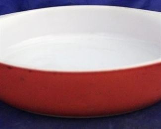 1064 - Pyrex pink dish 2 x 10