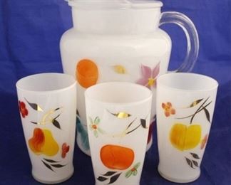 1107x - Vintage lemonade pitcher & 3 tumblers