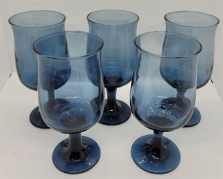 911 - 5 Vintage water goblets