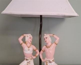 1607 - Asian dancing couple lamp w/ shade AS IS 23" tall base cracked