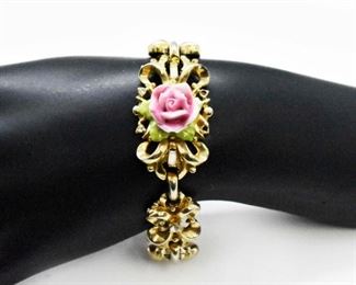 Coro Gold Tone Bracelet With Pink Rose