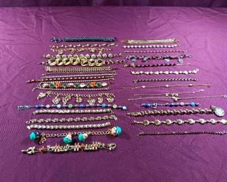 Costume Jewelry - Bracelets Lot 1