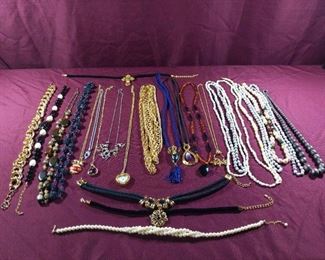 Costume Jewelry - Necklaces Lot 2