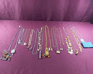 Costume Jewelry - Necklaces Lot 3