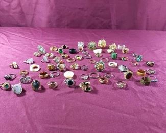 Costume Jewelry - Rings Lot 1