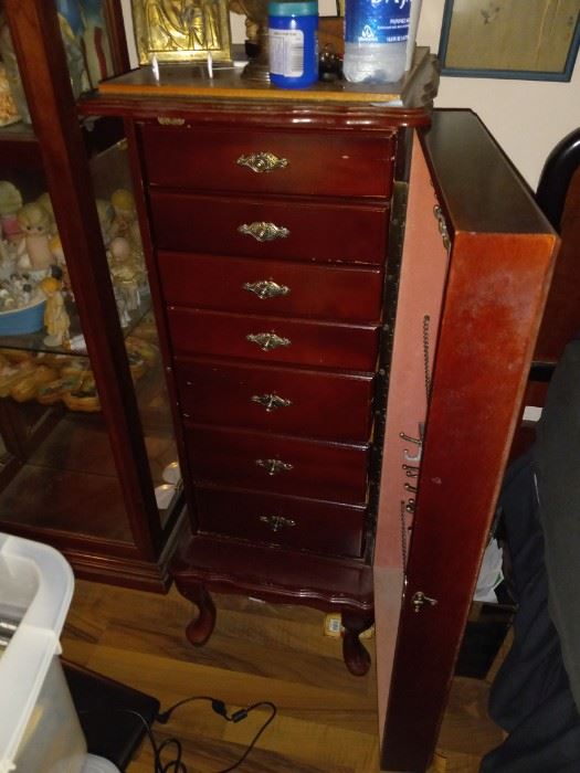 estate sale in Orlando, FL starts on 12/10/2021