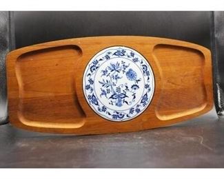 Dolphin Made in Thailand Teakwood Cheese Serving Plate Blue Onion Pattern Center Tile