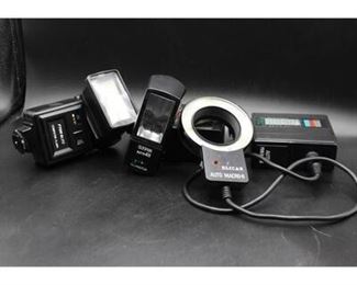 Lot of Vintage Retro Battery Operated AC Powered Camera Flash Units