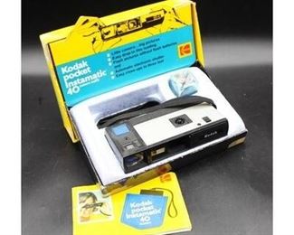 Vintage Kodak Pocket Instamatic 40 Camera Outfit
