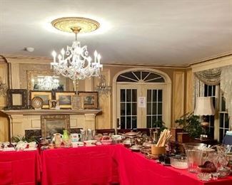 Miscellaneous Goods in Formal Sitting Room