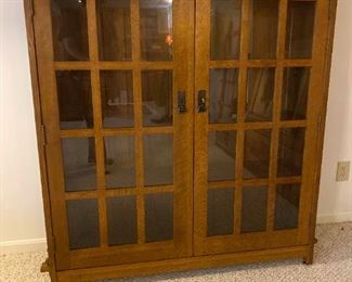 006 Stickley Double Bookcase with Doors
