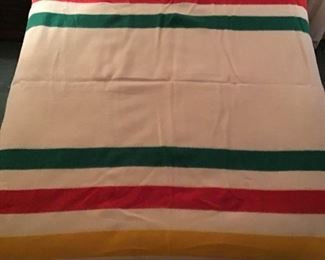 Woolrich Hudsons Bay 100 Wool Blanket