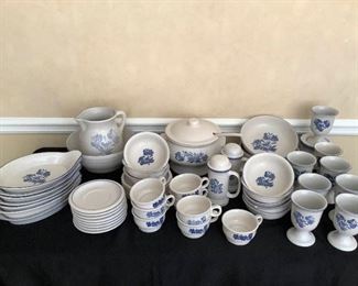Pfaltzgraff Blue Flower Stoneware Set