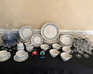 Syracuse Nordic China Set