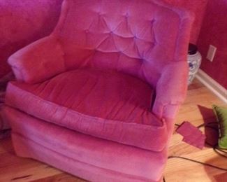 pair of these chairs, wow