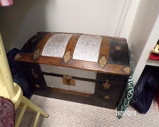 vintage trunk
