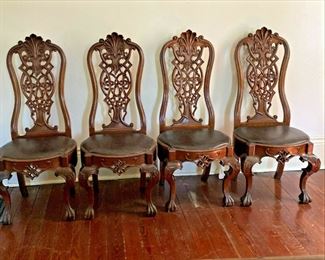 https://www.ebay.com/itm/115385098795	JK1002 VINTAGE LEATHER AND WOOD CLAWFOOT ORNATE DINING ROOM CHAIRS X4		Auction 	 Starts 05/20/2022 After 6 PM 
