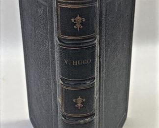 https://www.ebay.com/itm/115470119466	NC704 ANTIQUE BOOK IN FRENCH "NOTRE DAME de PARIS" BY VICTOR HUGO COPYRIGHT 1876		BIN	175
