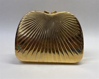 https://www.ebay.com/itm/125424849379	PO1028 VINTAGE GOLD SHELL SHAPED EVENING CLUTCH WITH GOLD CHAIN		BIN	24.99
