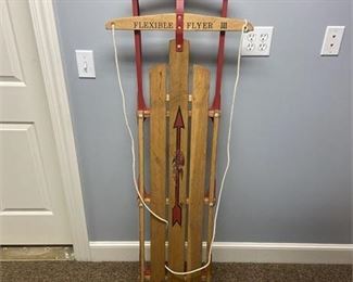 Lot 042
Flexible Flyer III 60" Runner Sled