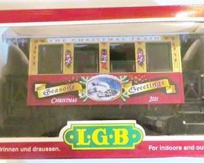Lot 030
33075 - LGB 2001 Christmas Passenger Car