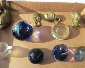 Lot 095
Glass Paperweights and Brass Pieces